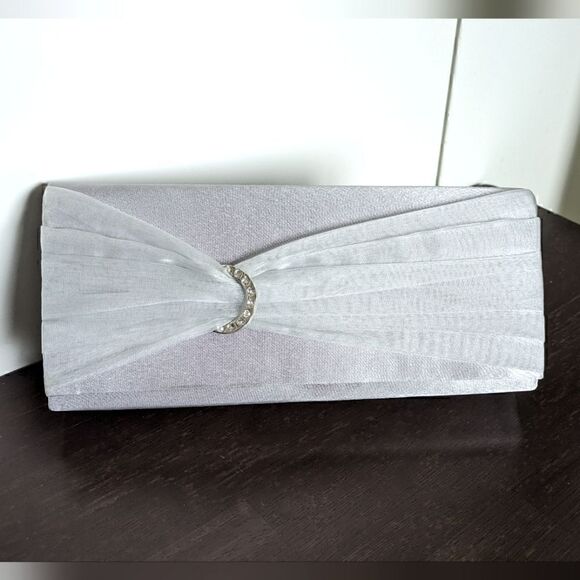 90s Jessica McClintock Silver Satin Clutch Handbag with Optional Strap - Picture 1 of 13